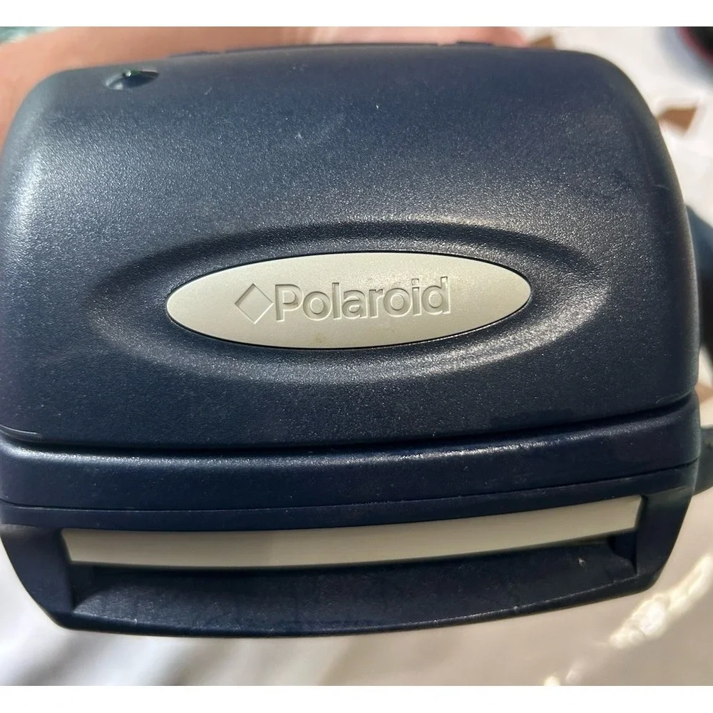 Polaroid 600 Blue Instant Film Camera w/ Built-In Flash Vintage Style *UNTESTED*